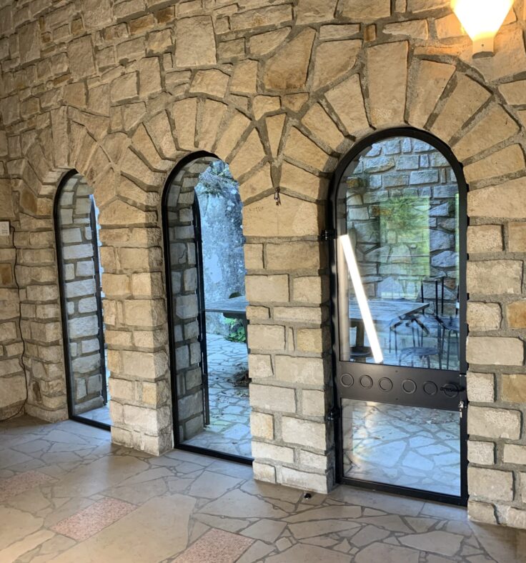 Deux baies fixe et une porte vitrée 1 Deux baies fixe et une porte vitrée 1
